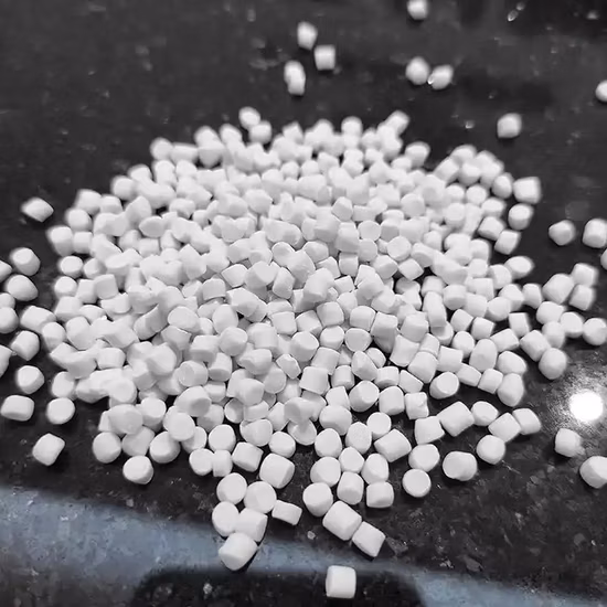 High Concentration Pipes/Household Appliances/Toys/Textile White Masterbatch Plastic Resin Particles
